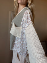 Load image into Gallery viewer, Vintage Washed V-Neck Floral Patch Ribbed Knit Top