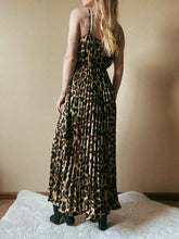 Load image into Gallery viewer, Phoebe Leopard Print Pleated Maxi Dress