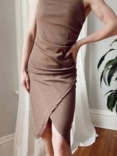 Load image into Gallery viewer, Chestnut Ribbed Knit Midi Dress
