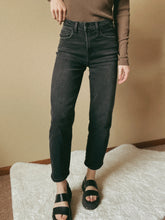 Load image into Gallery viewer, Kate Chateau High Rise Barrel Jeans