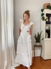 Load image into Gallery viewer, Cut Out Flutter Print Maxi Dress