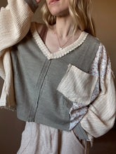 Load image into Gallery viewer, Vintage Washed V-Neck Floral Patch Ribbed Knit Top