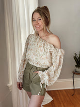 Load image into Gallery viewer, Floral Off Shoulder Frill Blouse