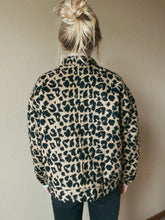 Load image into Gallery viewer, Layla Leopard Short Fur Jacket