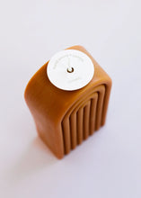 Load image into Gallery viewer, Tall Honey Arch Candle