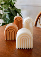 Load image into Gallery viewer, Tall Honey Arch Candle