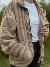 Load image into Gallery viewer, Elowen Quilted Mineral Washed Jacket
