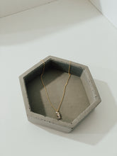 Load image into Gallery viewer, Set: Concrete Hexagon Coaster