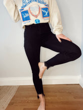 Load image into Gallery viewer, Just Black High Rise Skinny Jeans
