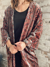 Load image into Gallery viewer, Velvet Burnout Kimono
