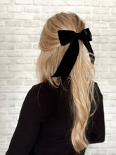 Load image into Gallery viewer, Bailee Luxe Black Velvet Bow Barrette
