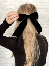 Load image into Gallery viewer, Bailee Luxe Black Velvet Bow Barrette
