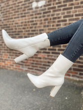 Load image into Gallery viewer, Bellflower Bootie
