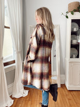 Load image into Gallery viewer, Everest Long Plaid Jacket
