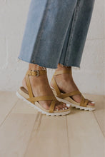 Load image into Gallery viewer, Summer Strappy Sandals
